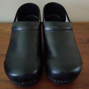 Dansko shoes